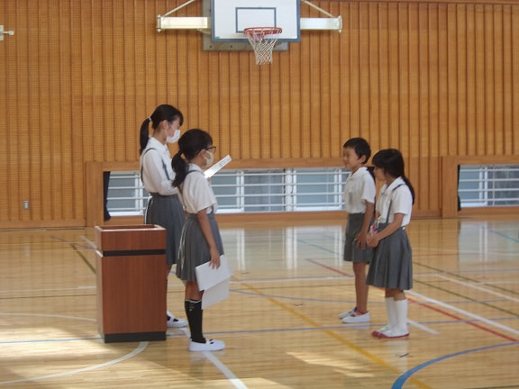 １０月全校朝会（あいさつ表彰）.jpg