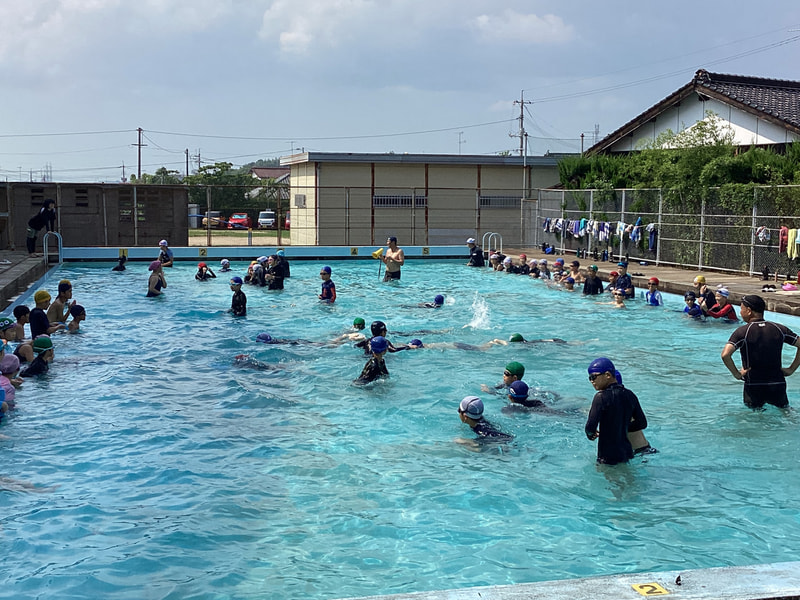 もっと泳げるようになるぞ!(地域スポーツ指導者による水泳指導)