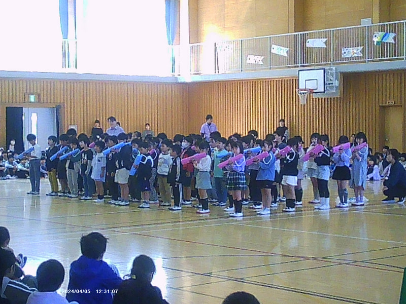 ようこそ藤山小へ(1年生を迎える会)