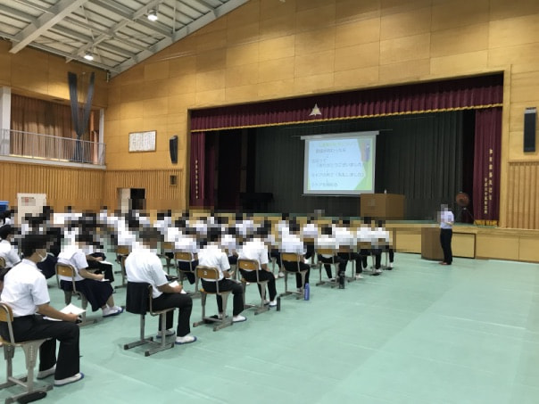 Q宇部商業職業講話03.jpg