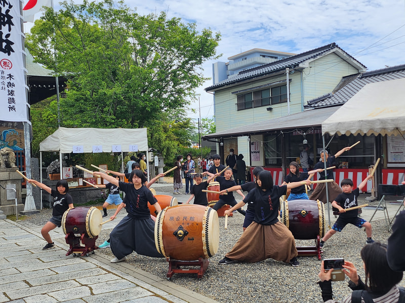 原蓮鼓太鼓 中津瀬神社で力強く