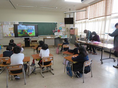 2023-02-16 yomikikase02.jpg