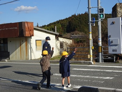仮入学
