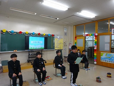 4年生〝10歳の集い〟 授業参観・学級懇談会開催