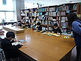 「3びきのやさしいオオカミたち」?!