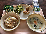 今日は、2学期最後の給食、クリスマス給食でした!