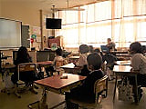 2学期最後の読み聞かせをしていただきました!