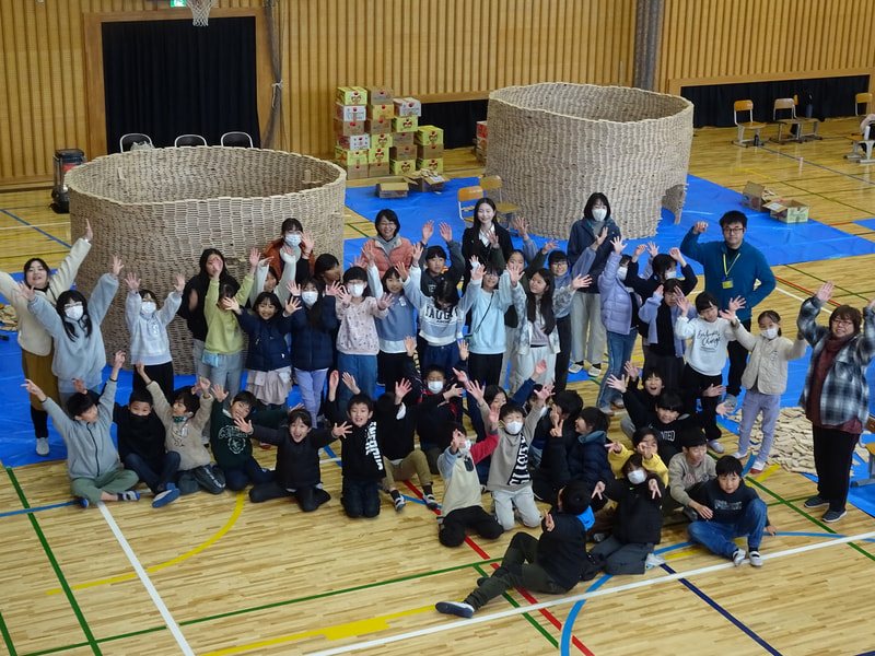 4年生 かまぼこ板の廃材で秘密基地づくりに挑戦