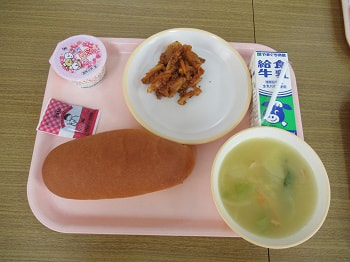 1年生 はじめての給食