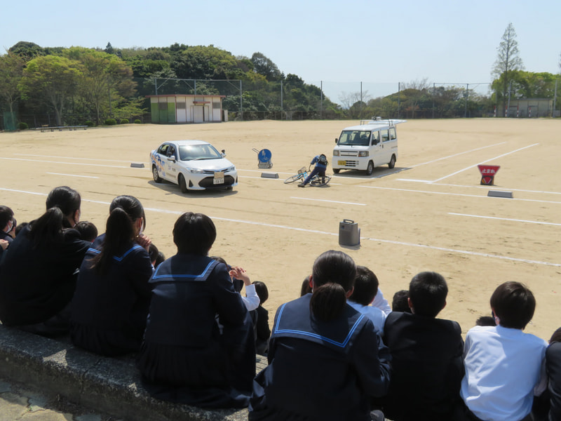 4月17日(木) 1年生:交通教室