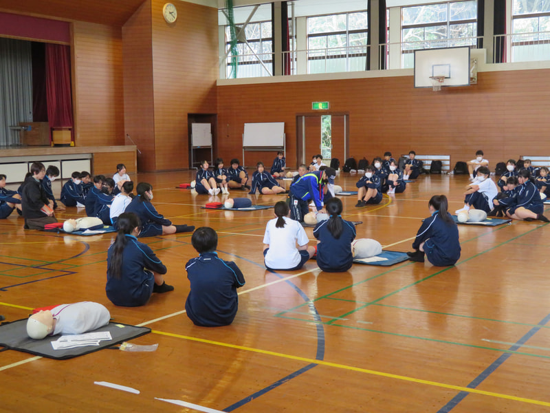 4月22日(火) 救急法講習会:3年生