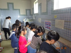 DSC04222 small.jpg