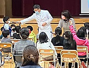 2年生歯の授業&学校保健安全委員会