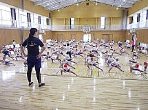 運動会の練習中(団体演技)