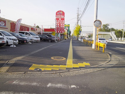 点字ブロックが設置されました