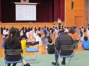 スマホ教室・学校保健安全委員会