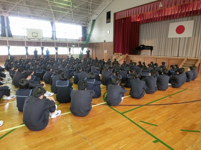 1/11 全校集会を行いました