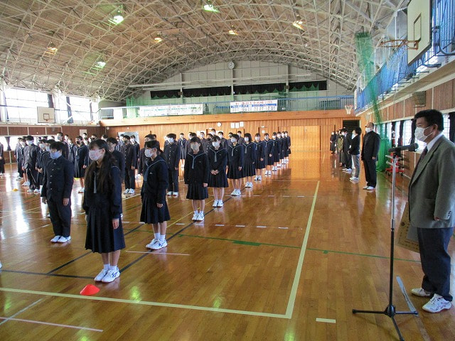 1/5 3学期始業式を行いました