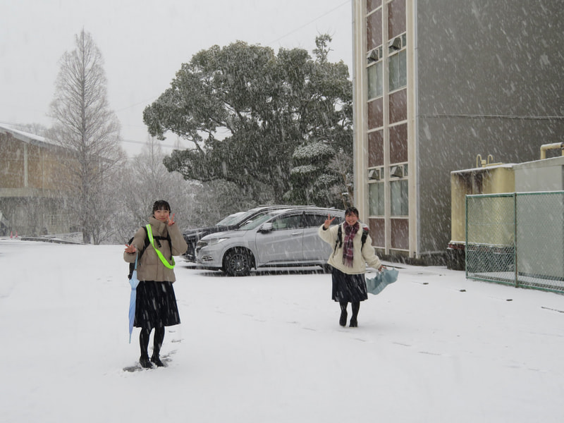 2月7日(金) 雪景色と朝学の取組(卒業式まで1ヶ月)