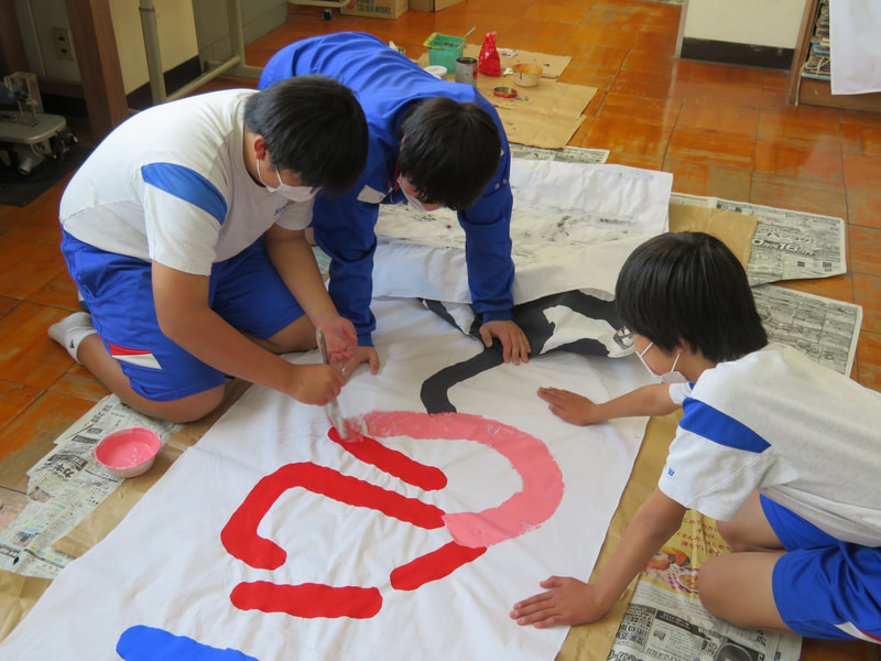 5月10日(金) 運動会に向けて~美術部スローガン制作~