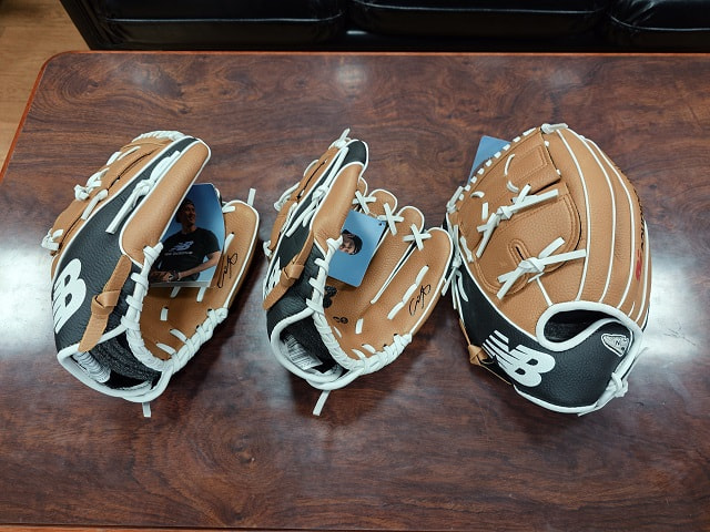 大谷翔平選手のグローブが届きました