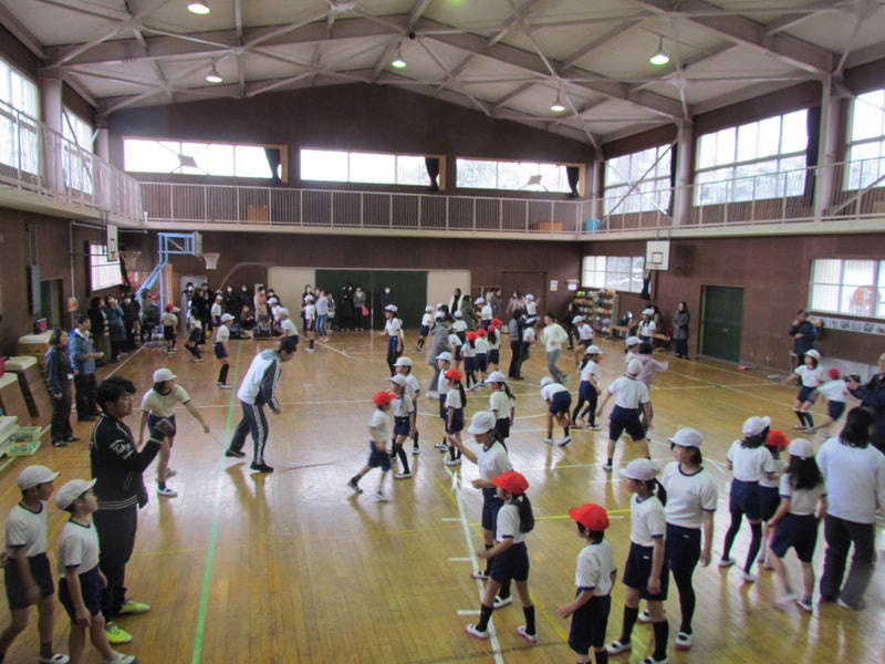 地域参観日(全校縄跳び大会)