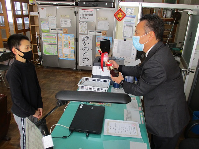 2012034.JPG
