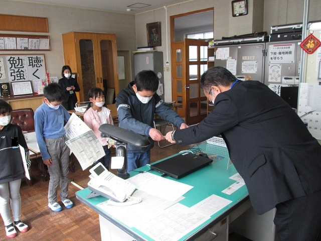 2012086.JPG