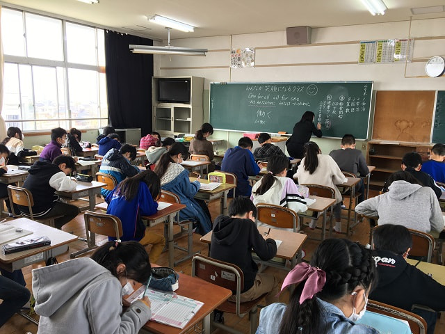 R20408004.JPG
