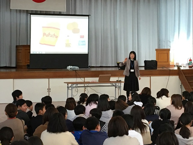 上学年参観日 5年「へら塩」の授業