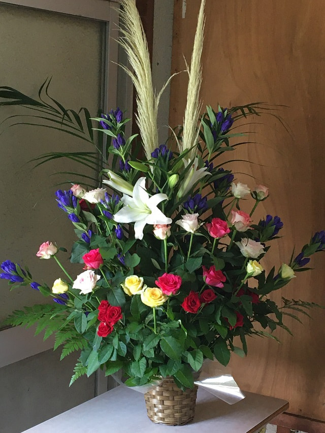 県産花き(フラワーアレンジメント)をいただきました!!