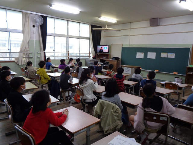 臨時登校日を本日(3月27日)行いました!!
