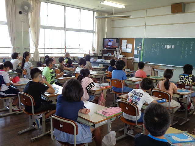 7月の全校朝会を行いました