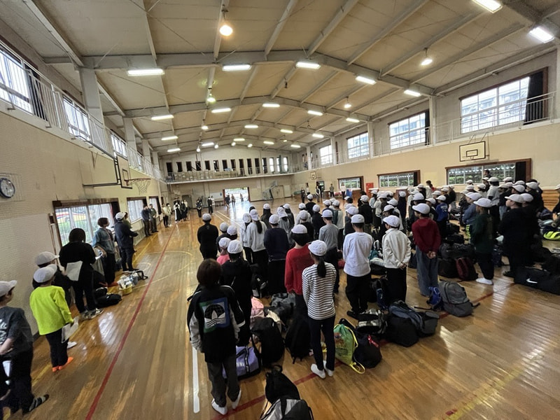 5年生 宿泊学習(徳地青少年自然の家)に出発!!
