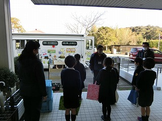 あおぞら号がやってきました