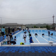 5月30日(火) プール掃除