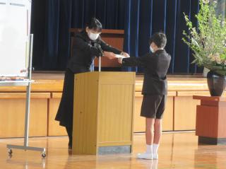 全校 令和3年度修了式