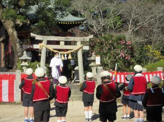 全校 マーチング奉納in万倉天神
