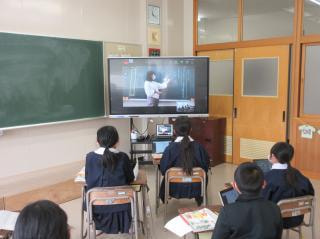3・4年生 吉部小学校と遠隔交流授業