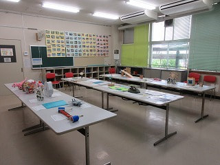 全校 作品展開始