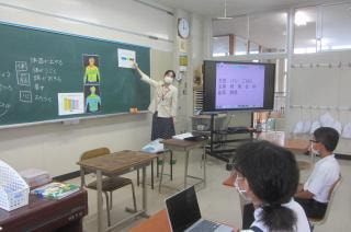 5・6年生 船木小学校栄養教諭小野先生による授業