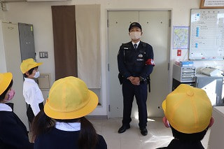 3年生 万倉駐在所見学