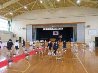 全校 卒業式前日準備