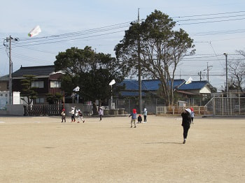 2月の空