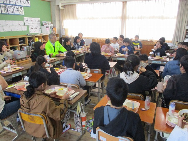 招待給食