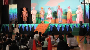 移動演劇教室がありました