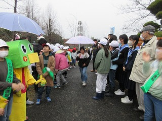 小中合同あいさつ運動