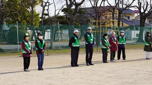 集団下校１.jpg